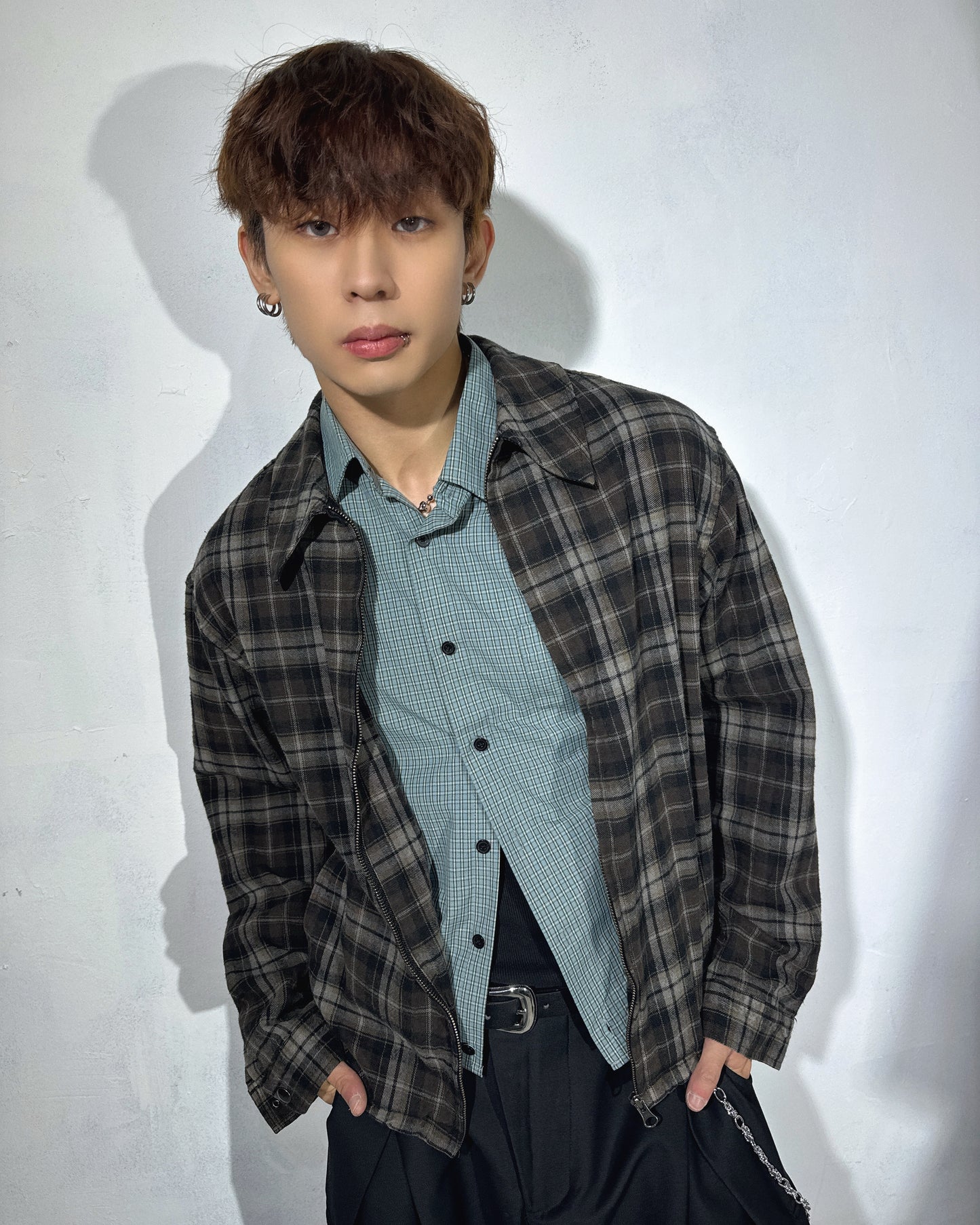 Check crop shirt