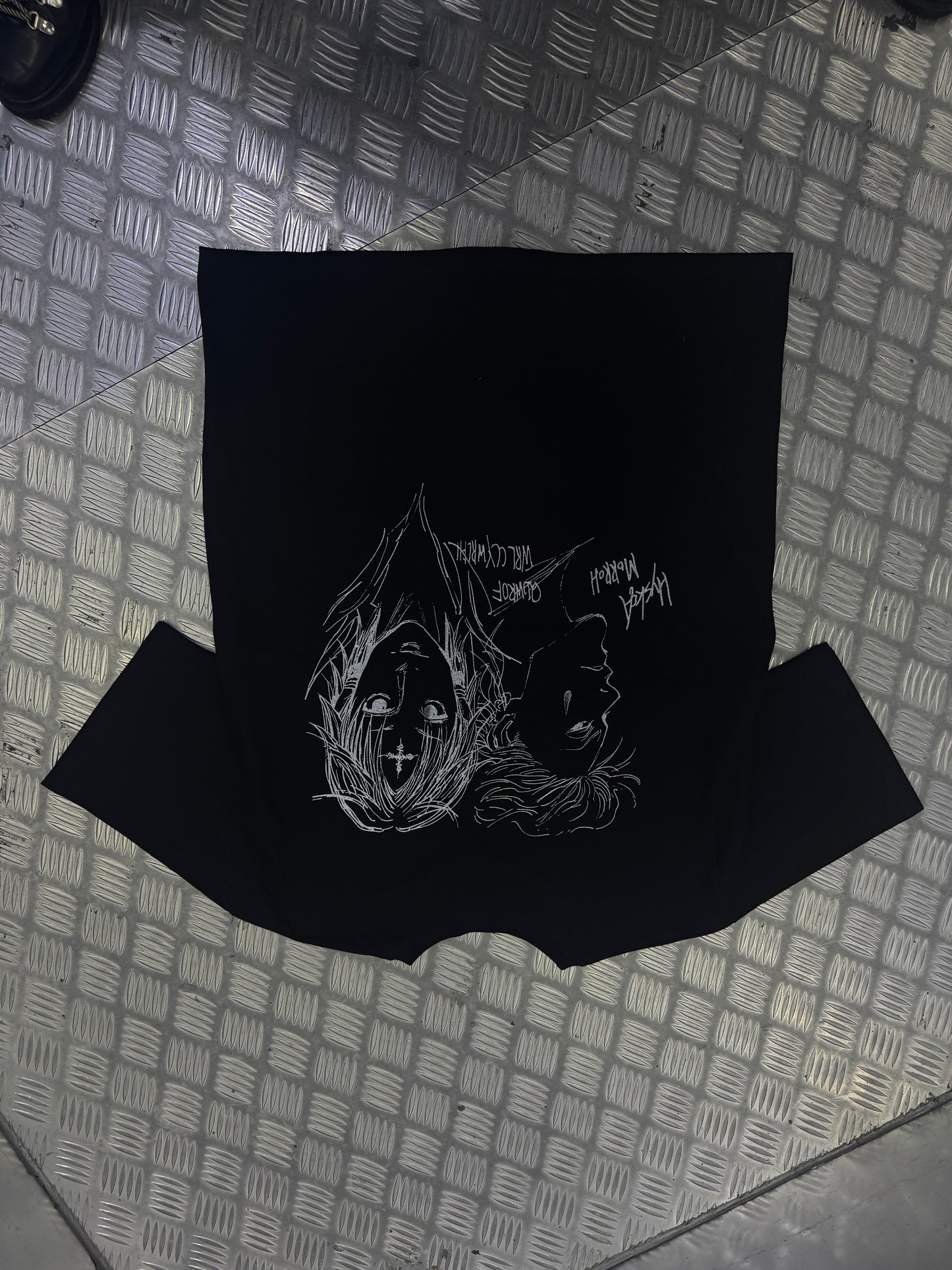 Hunter Tee