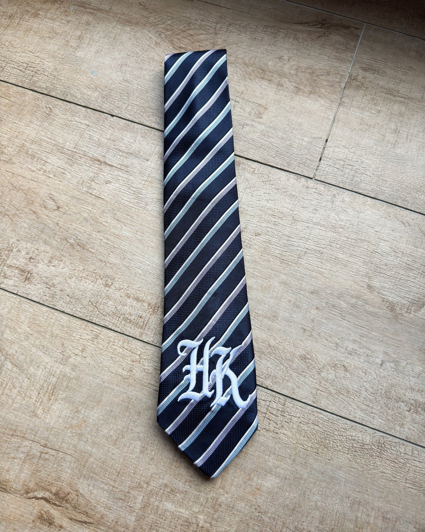 HK Remade Tie 17