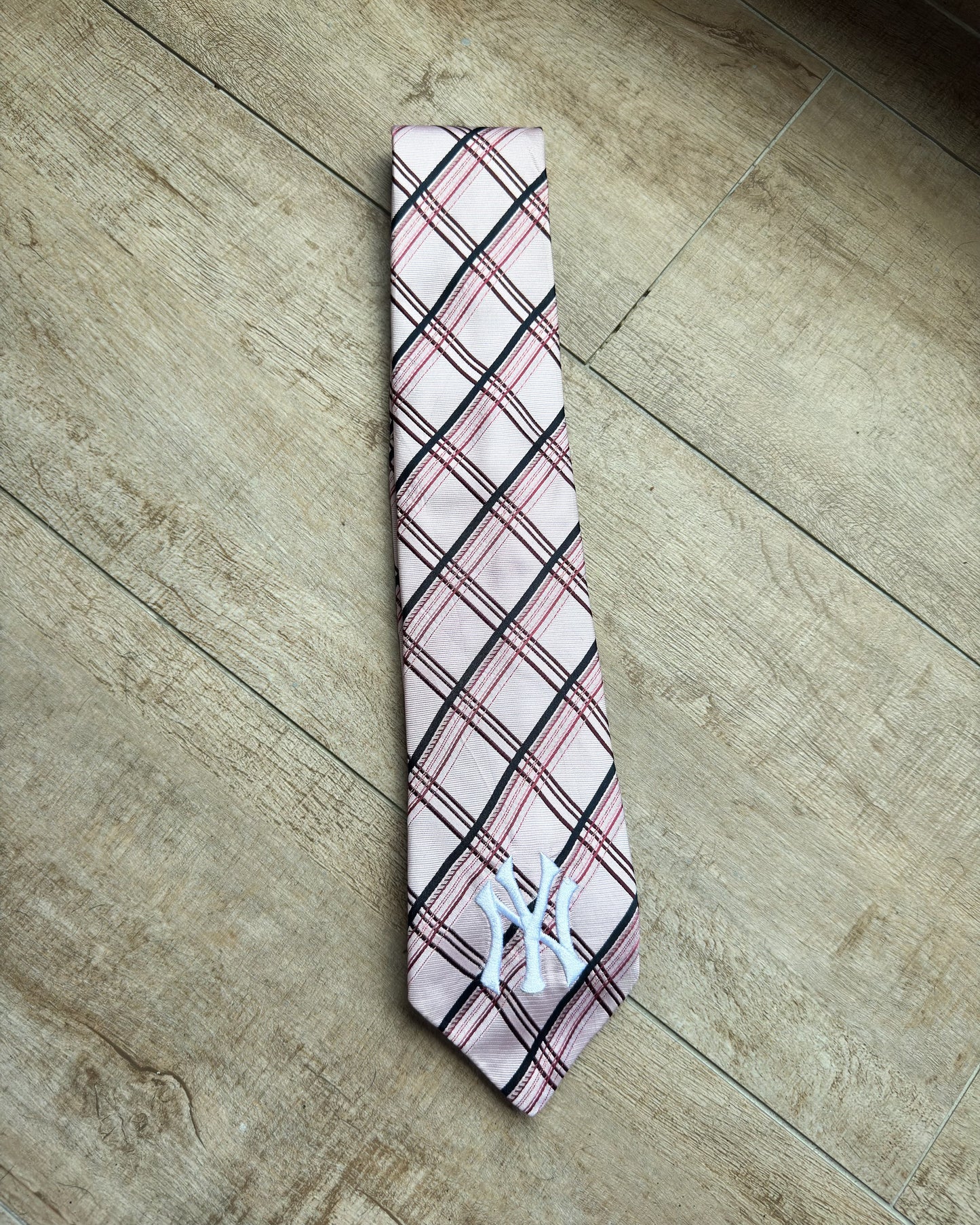 NY Remade Tie 08