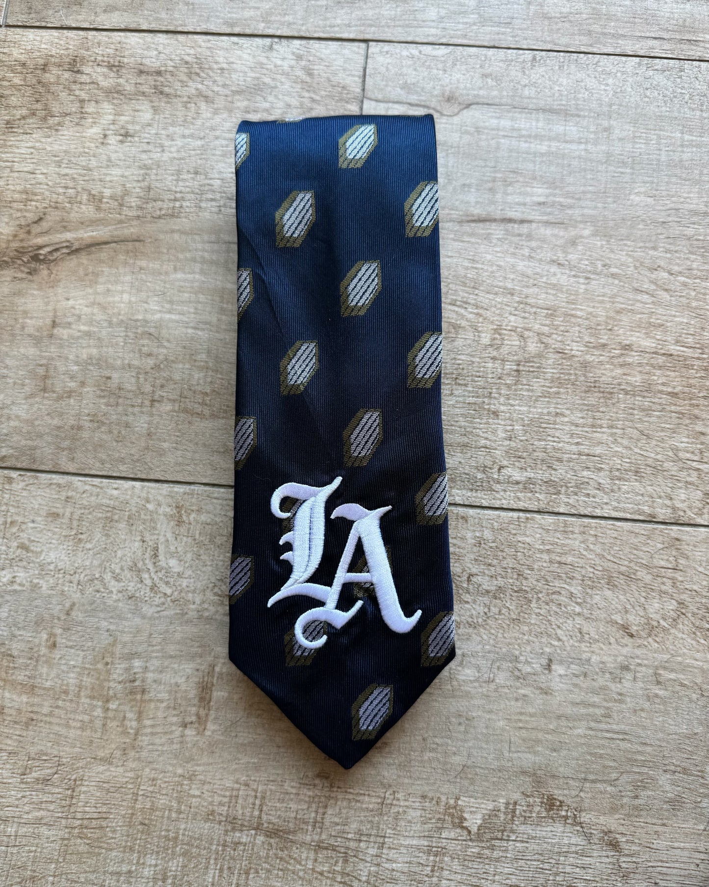 LA Remade Tie 18