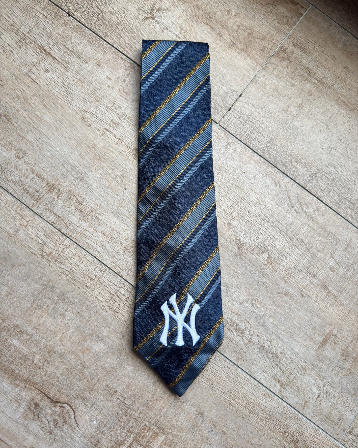 NY Remade Tie 07