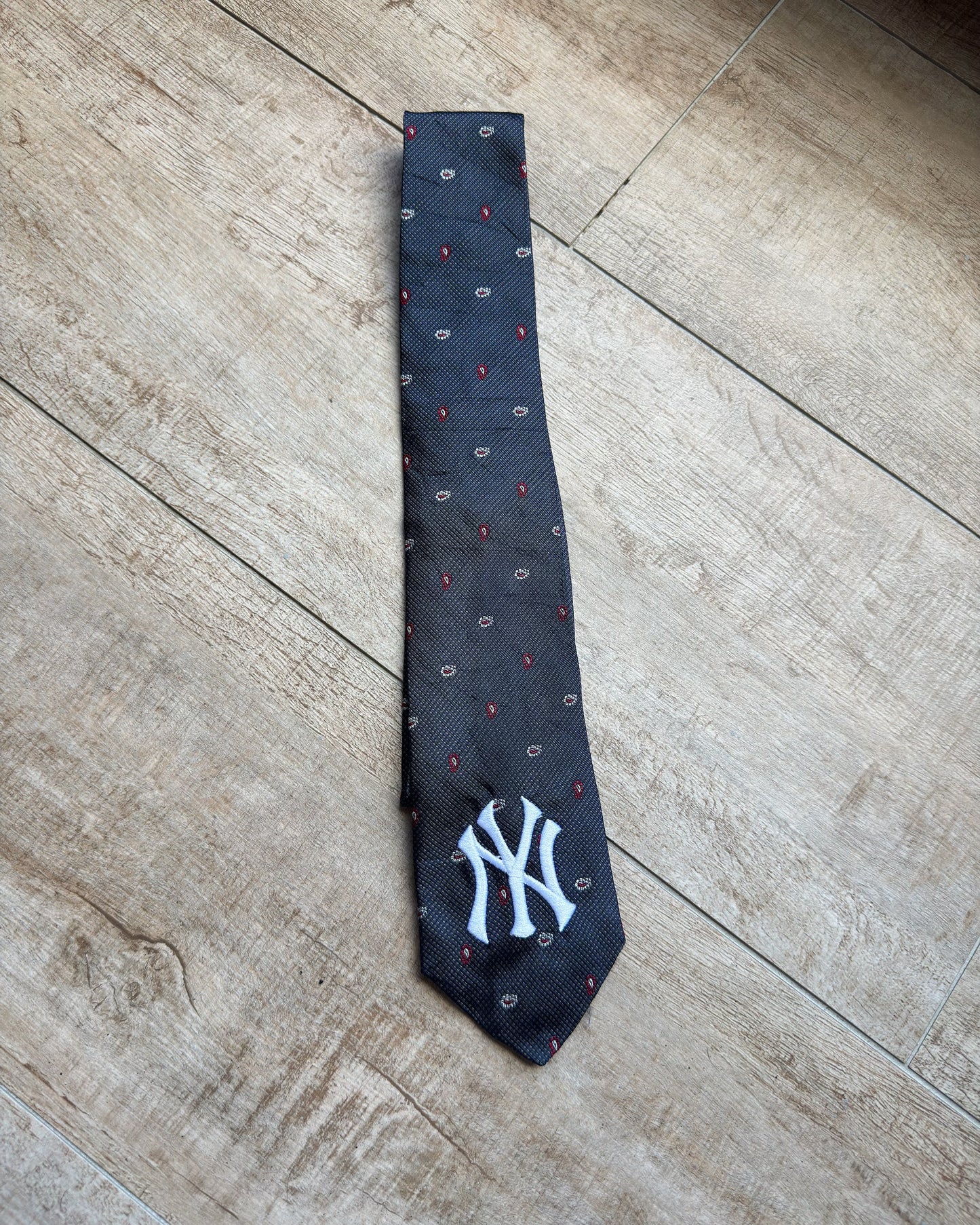 NY Remade Tie 28