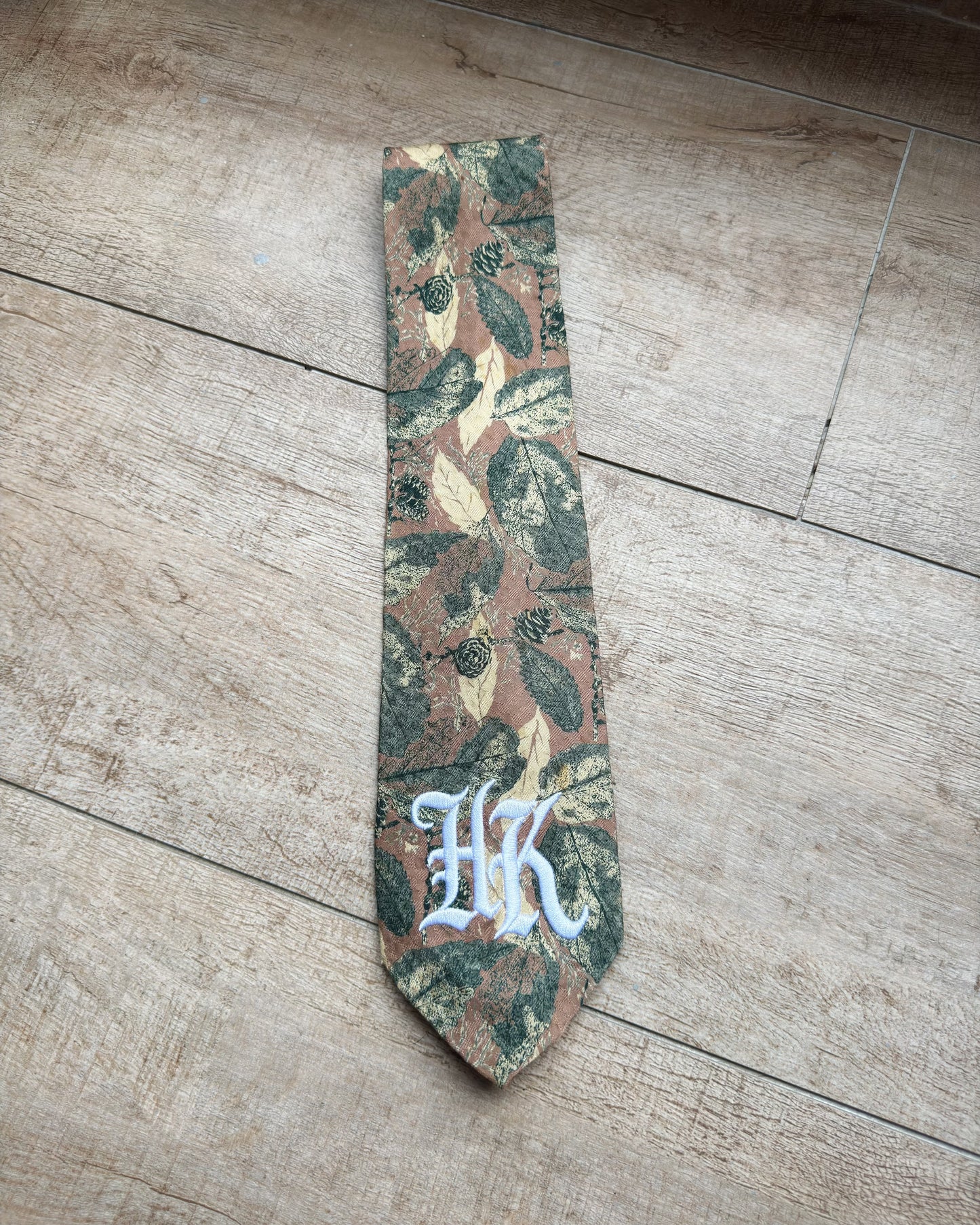 HK Remade Tie 06