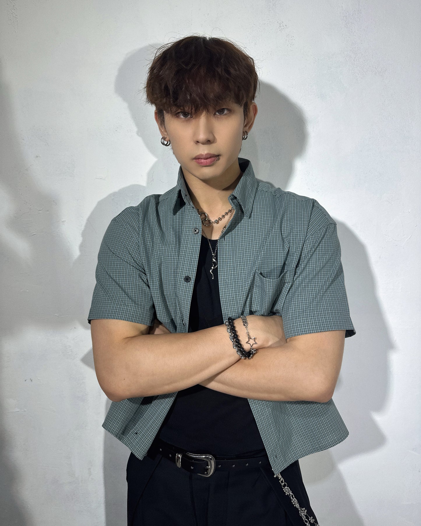 Check crop shirt