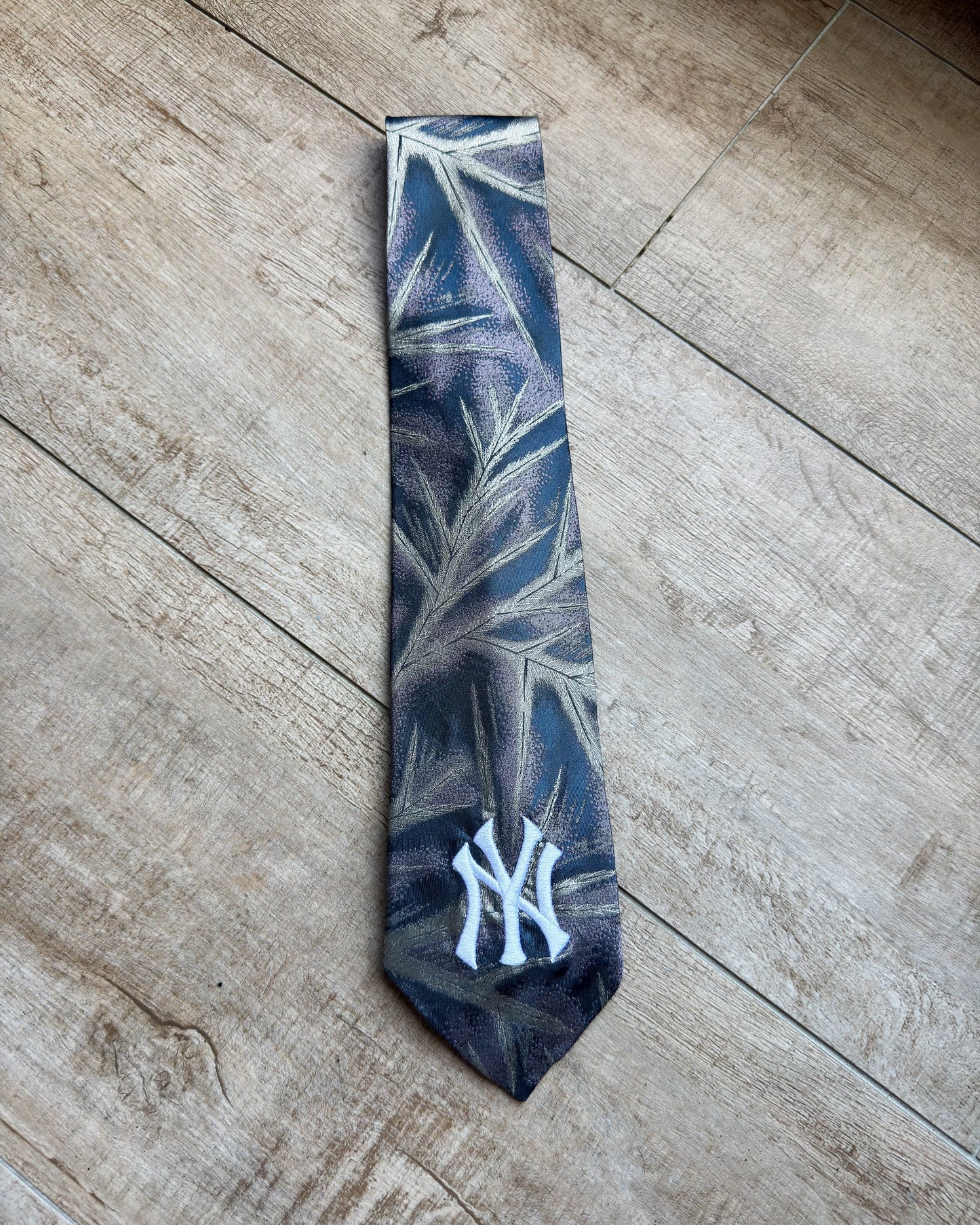 NY Remade Tie 23