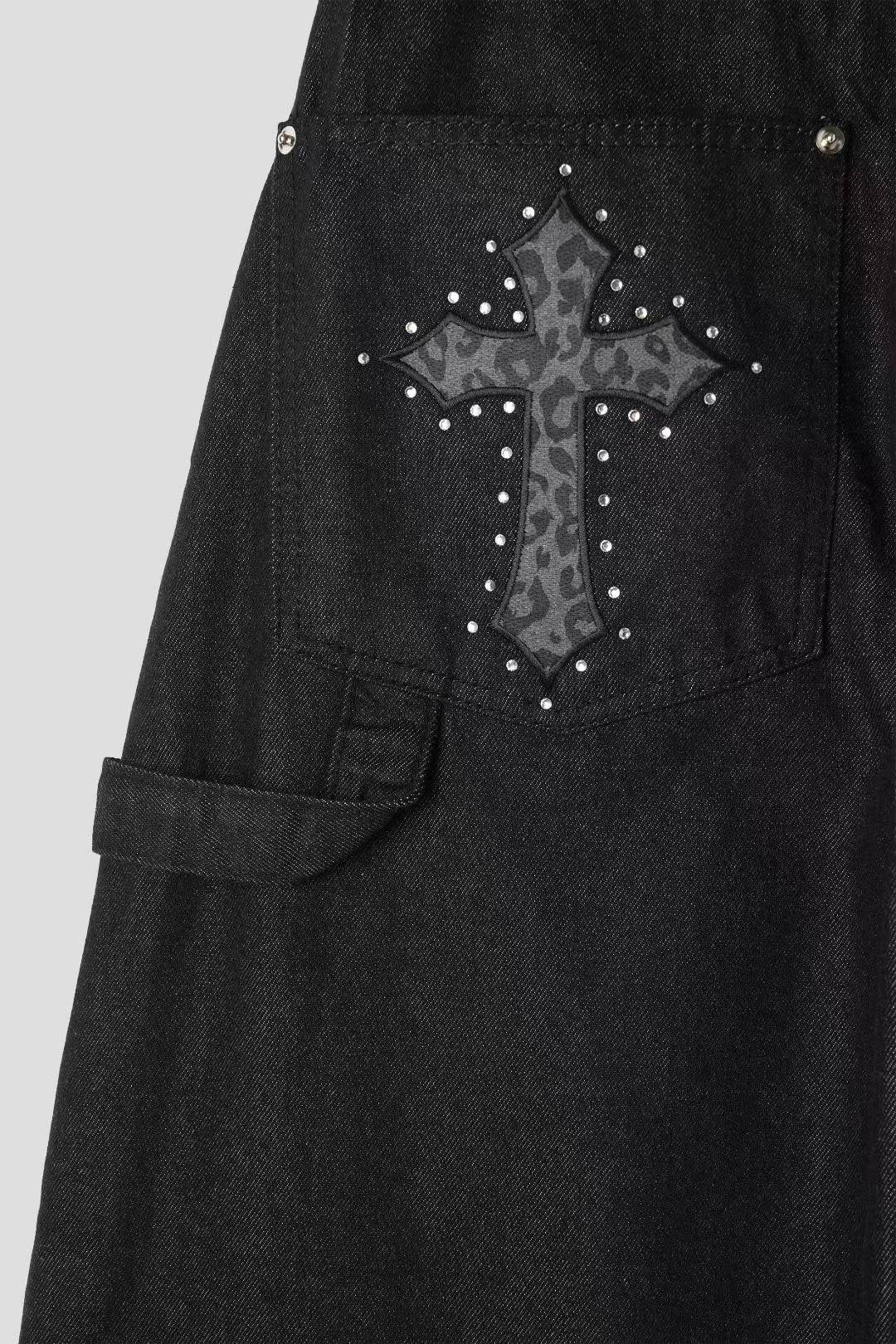 Cross Patch studs Jeans