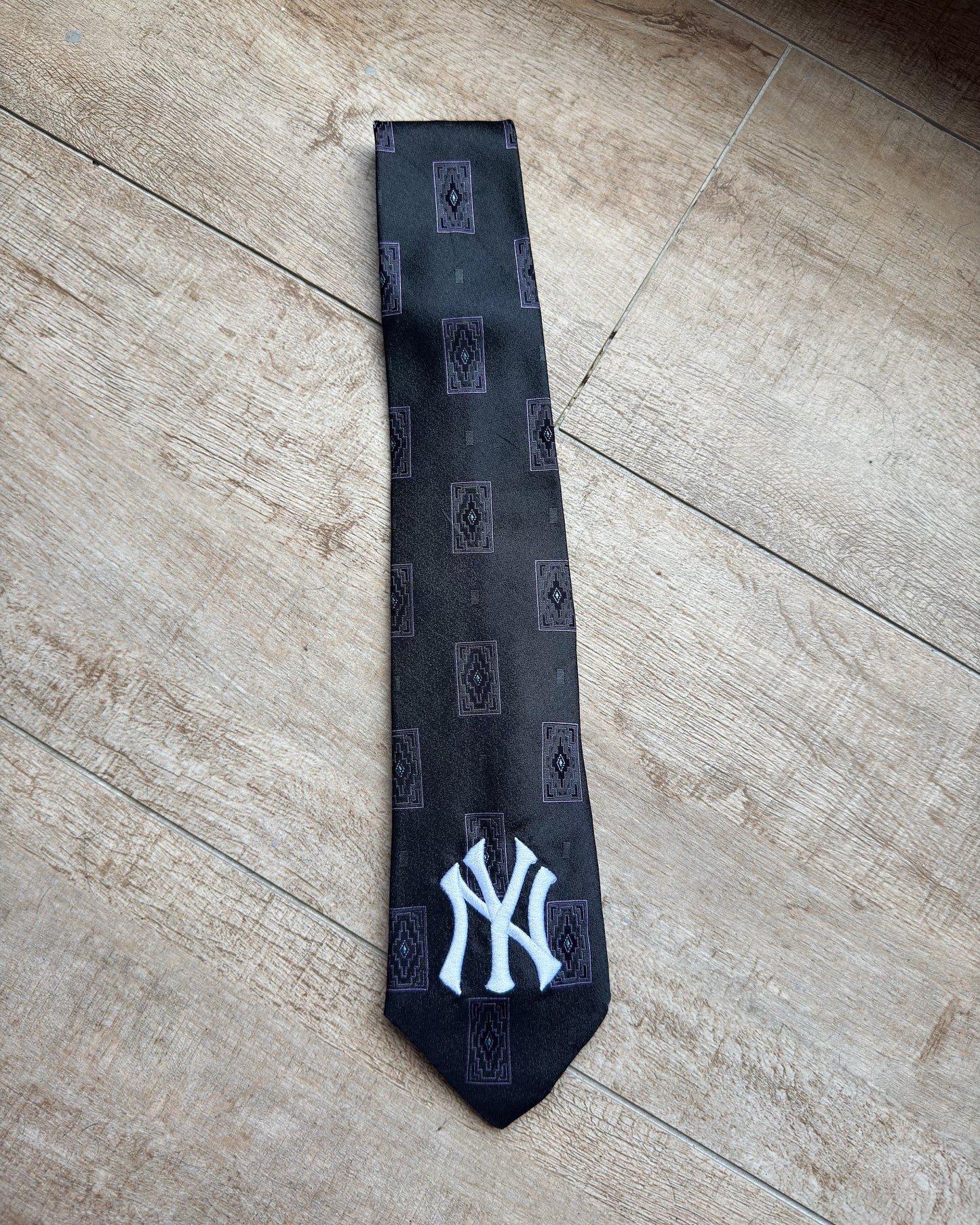 NY Remade Tie 05