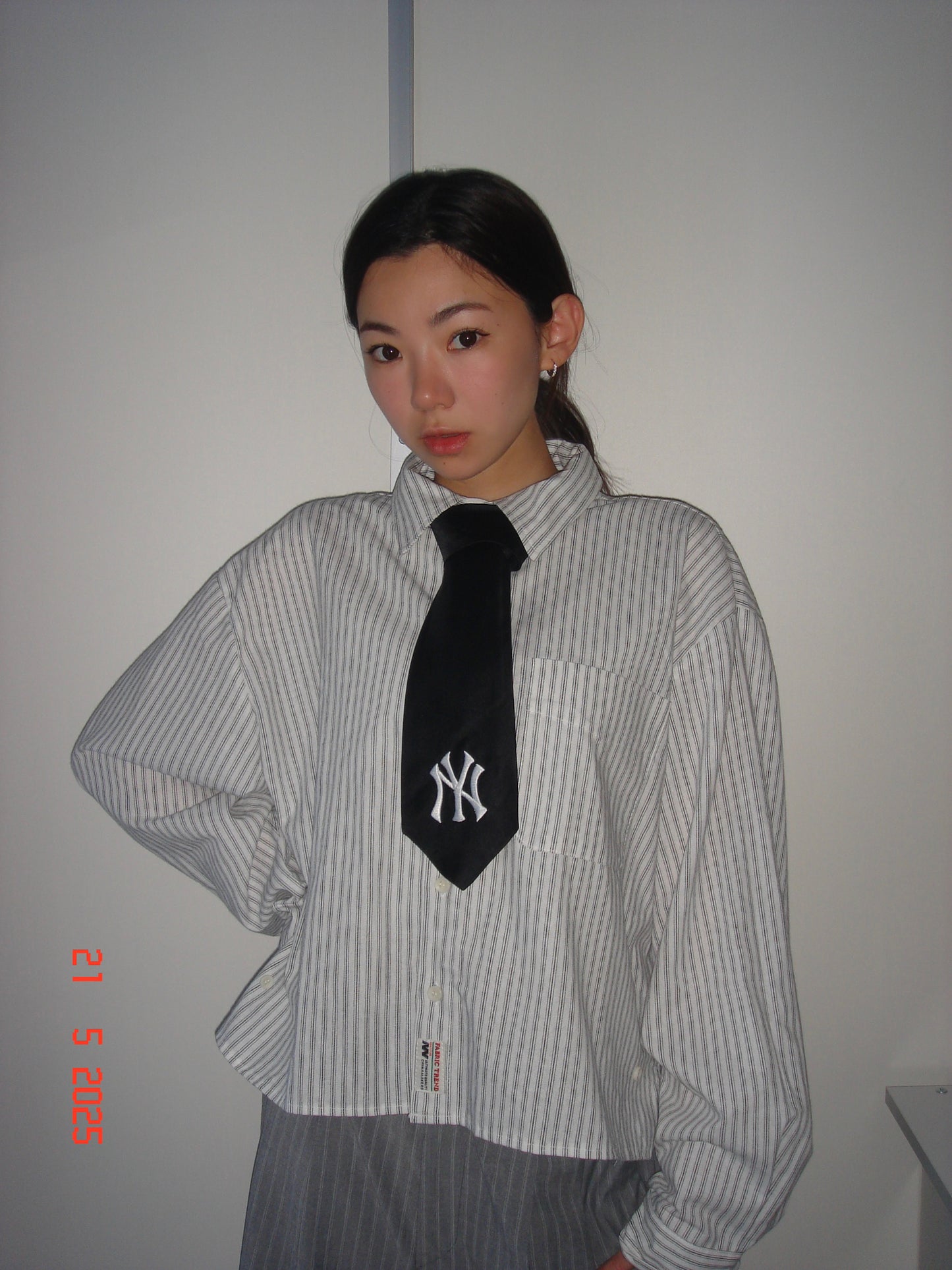 58cm crop shirt