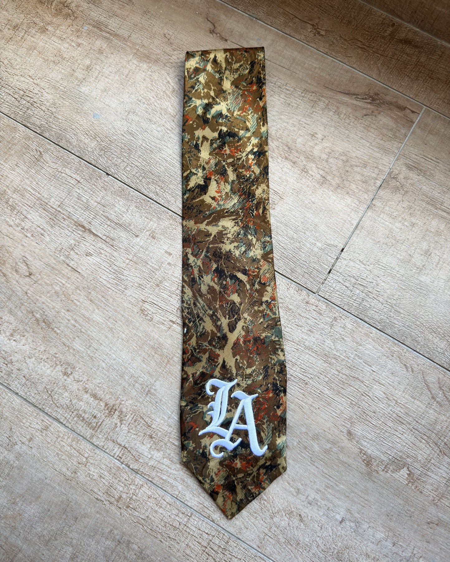 LA Remade Tie 33