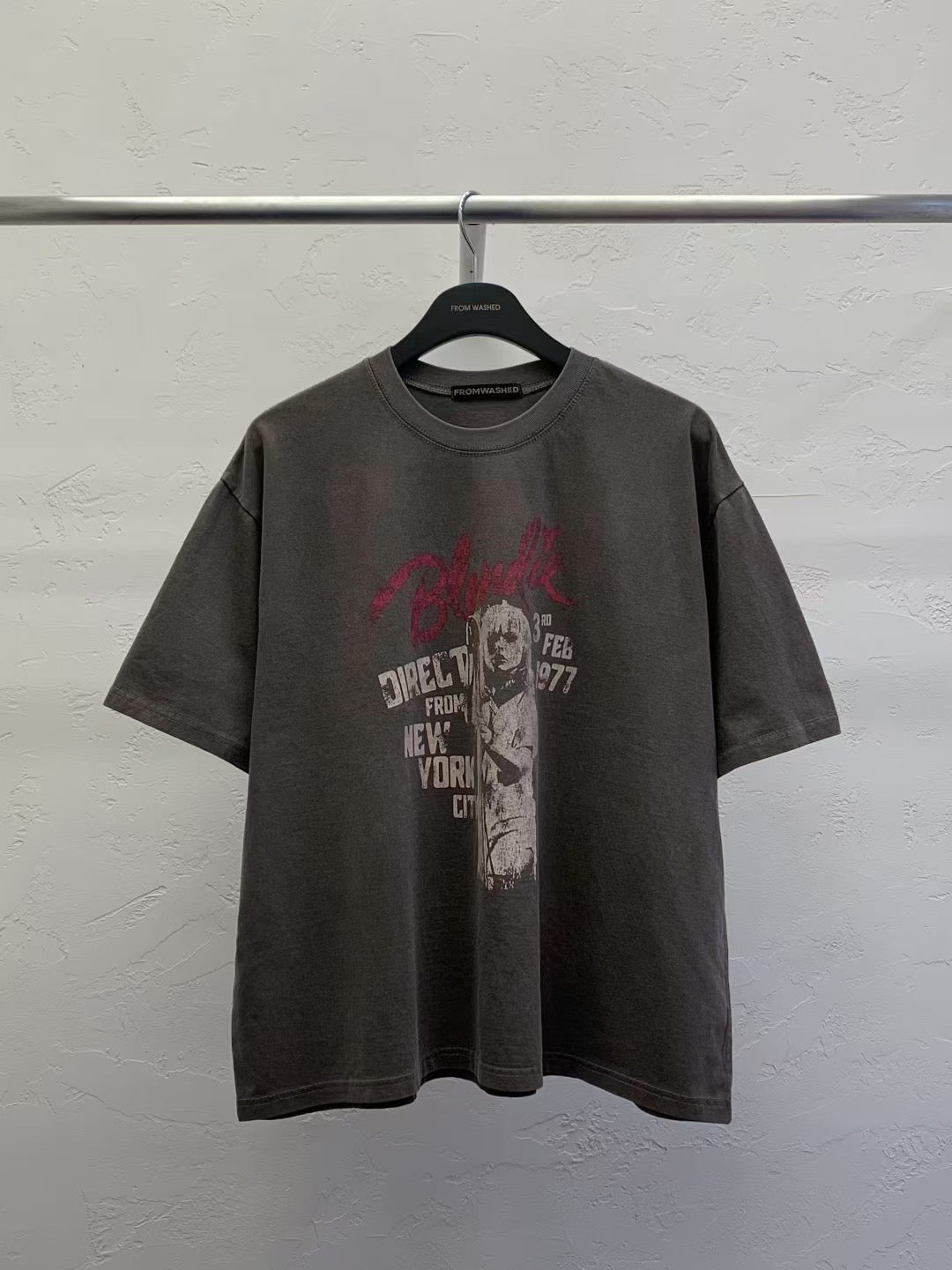 Graphic Crop tee