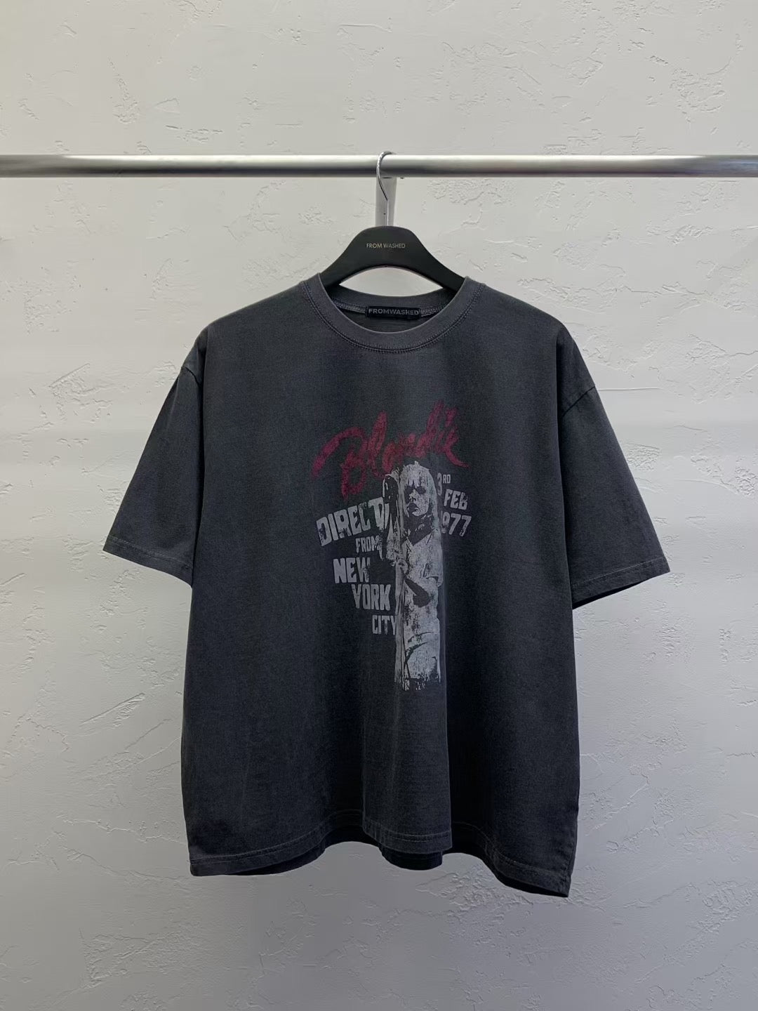 Graphic Crop tee