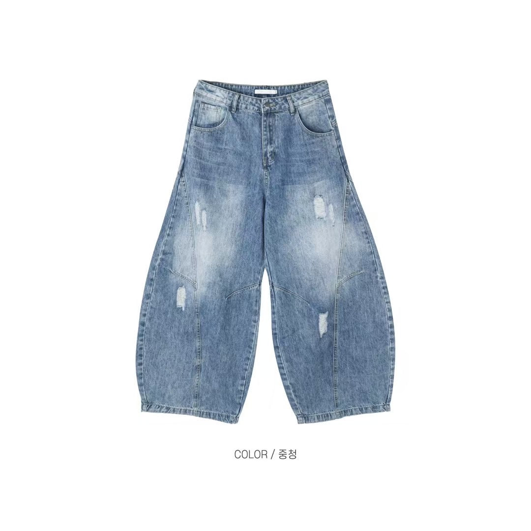 Curved Jeans