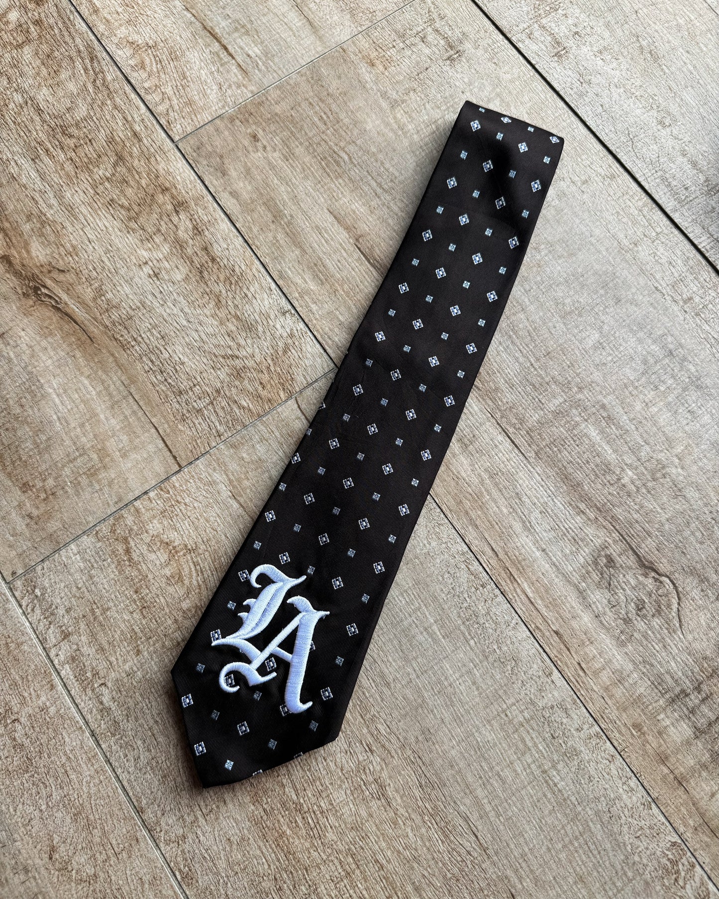 LA Remade Tie 02