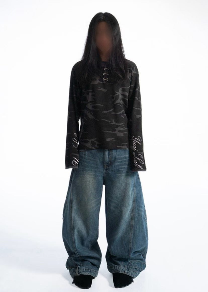 FW 26 Curved Line Jeans