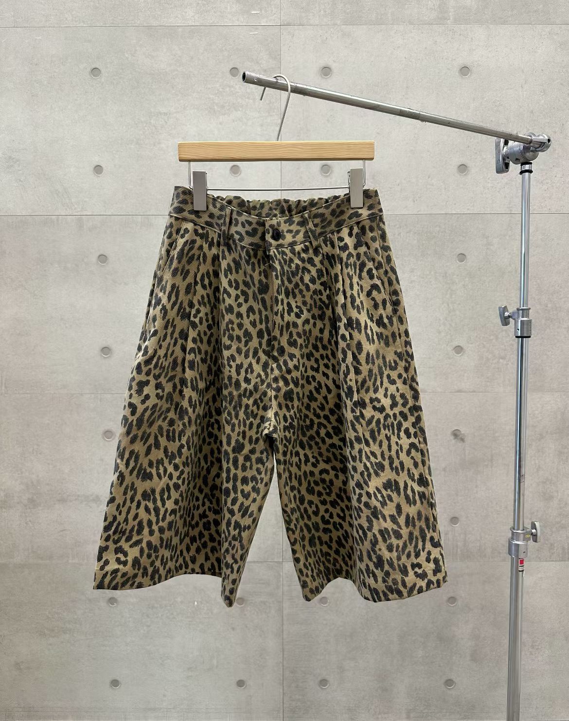 Leopard print Bermuda Jorts