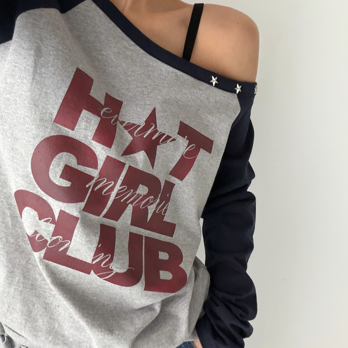 SS26 H.G.C off shoulder long sleeve