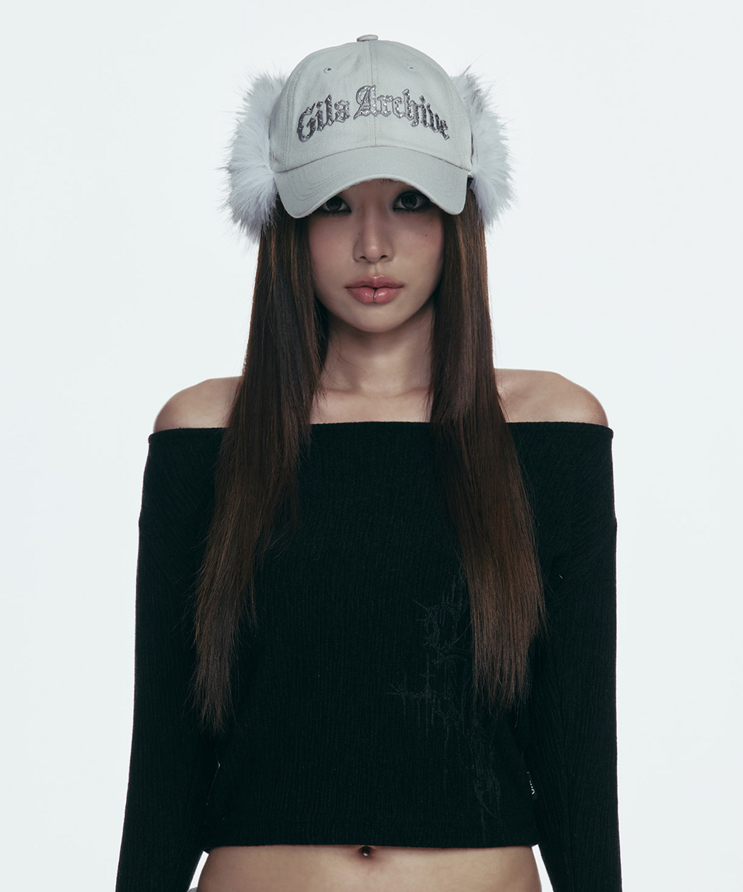 Gila.archive FAUX FUR HOTFIX LOGO EARFLAP CAP
