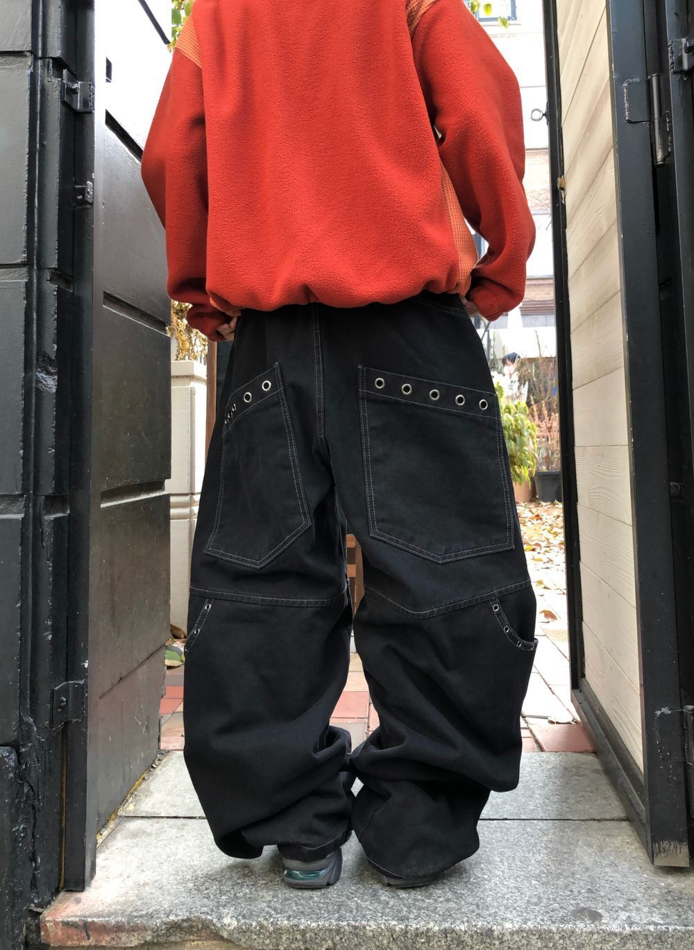 Studs Big Pocket Jeans