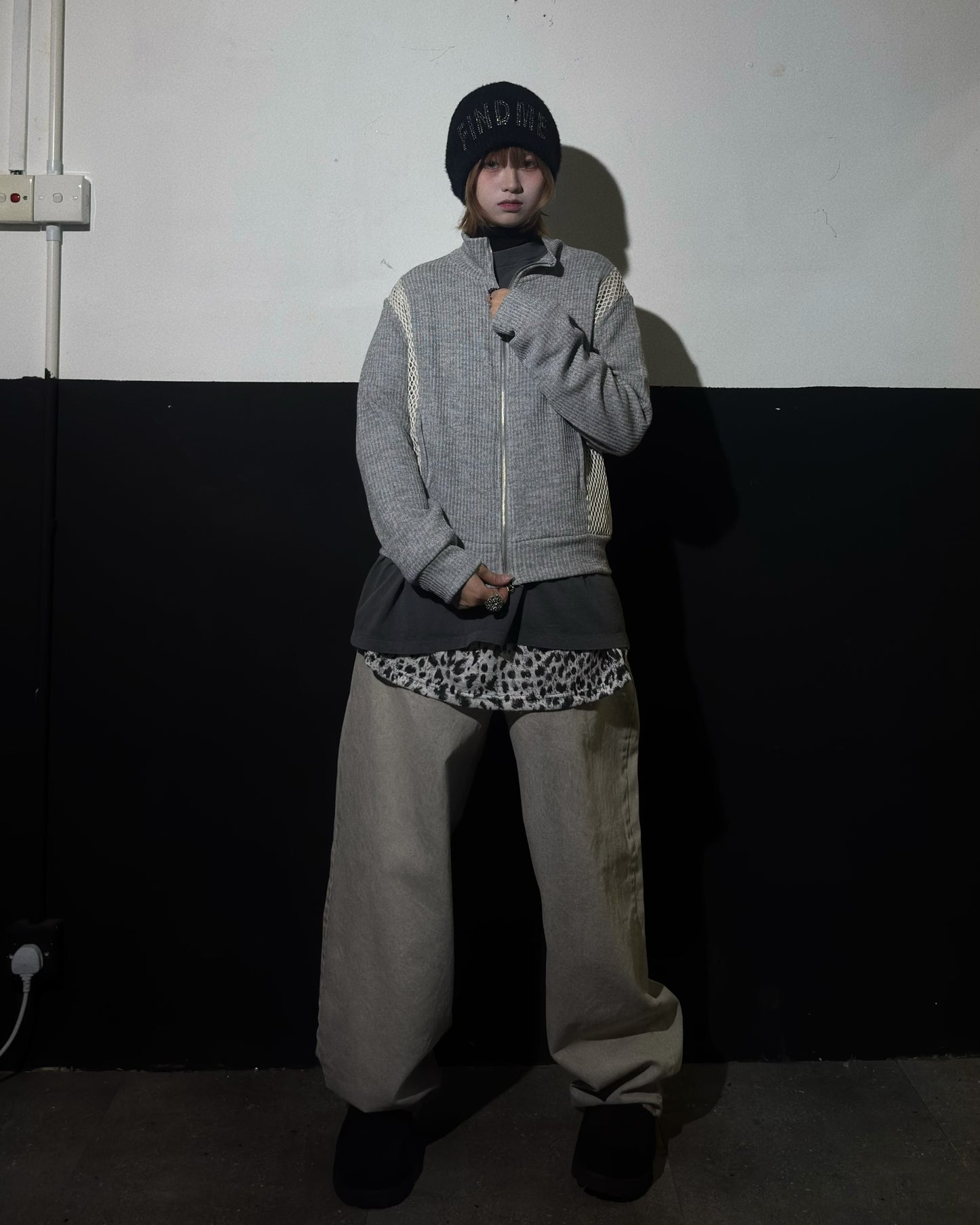 Knit zip up