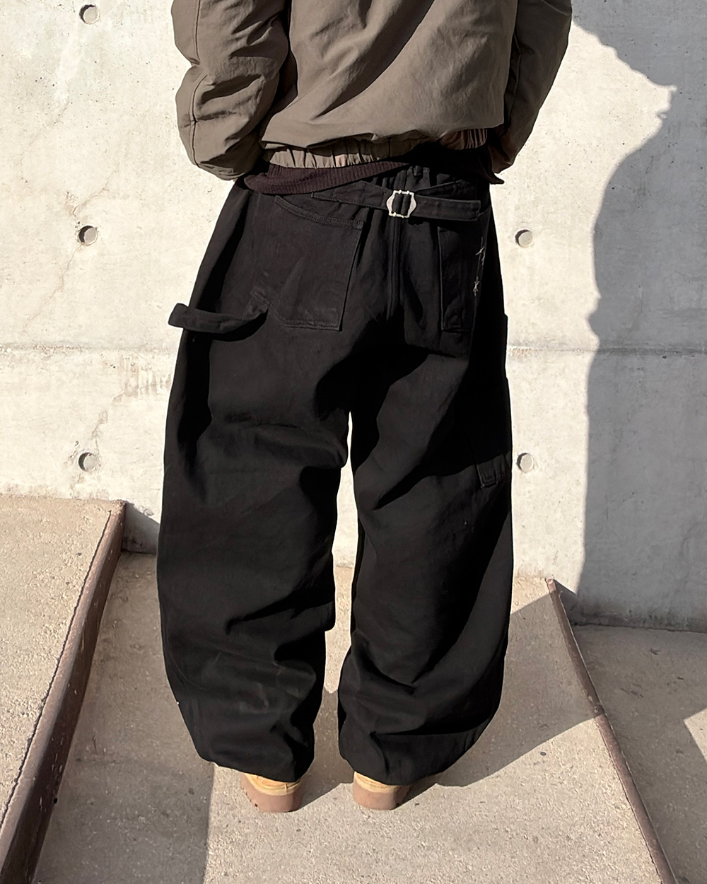 Star Embroidery Jeans