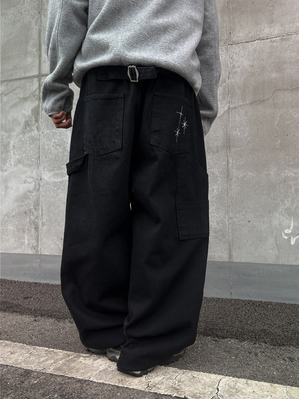 Star Embroidery Jeans