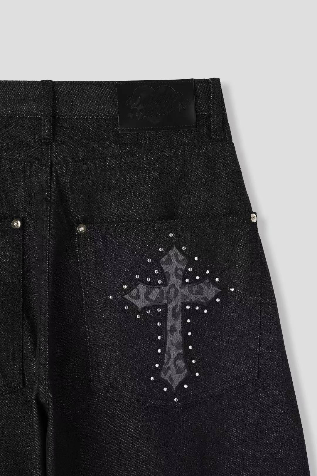 Cross Patch studs Jeans