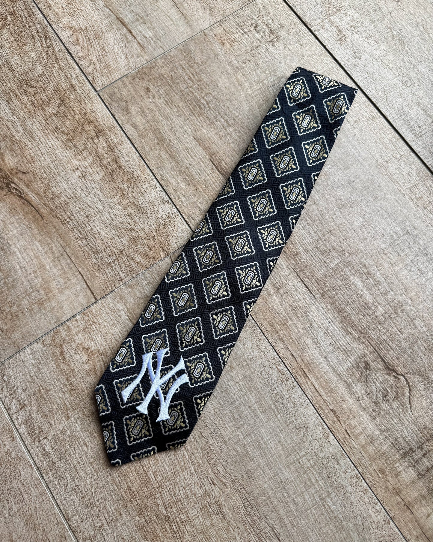 NY Remade Tie 09